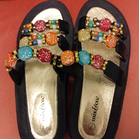 Mix & Co. Beaded slide on sandals - Picture 6 of 6